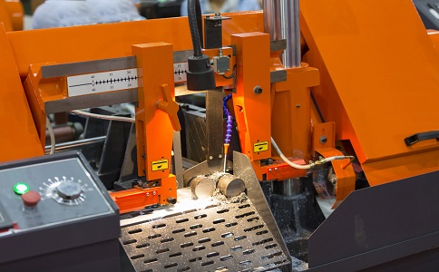 乡城龙门带锯床具备哪些优点？